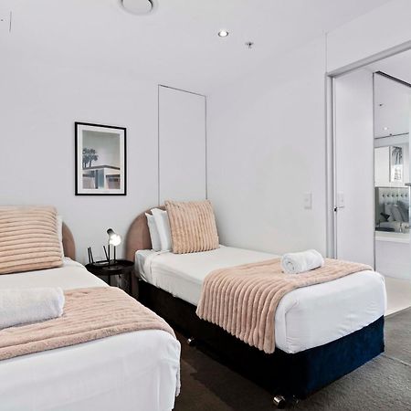 Ocean View Apartments With Balcony - Circle On Cavill - Central Location! - Self Contained & Privately Managed Gold Coast Eksteriør billede