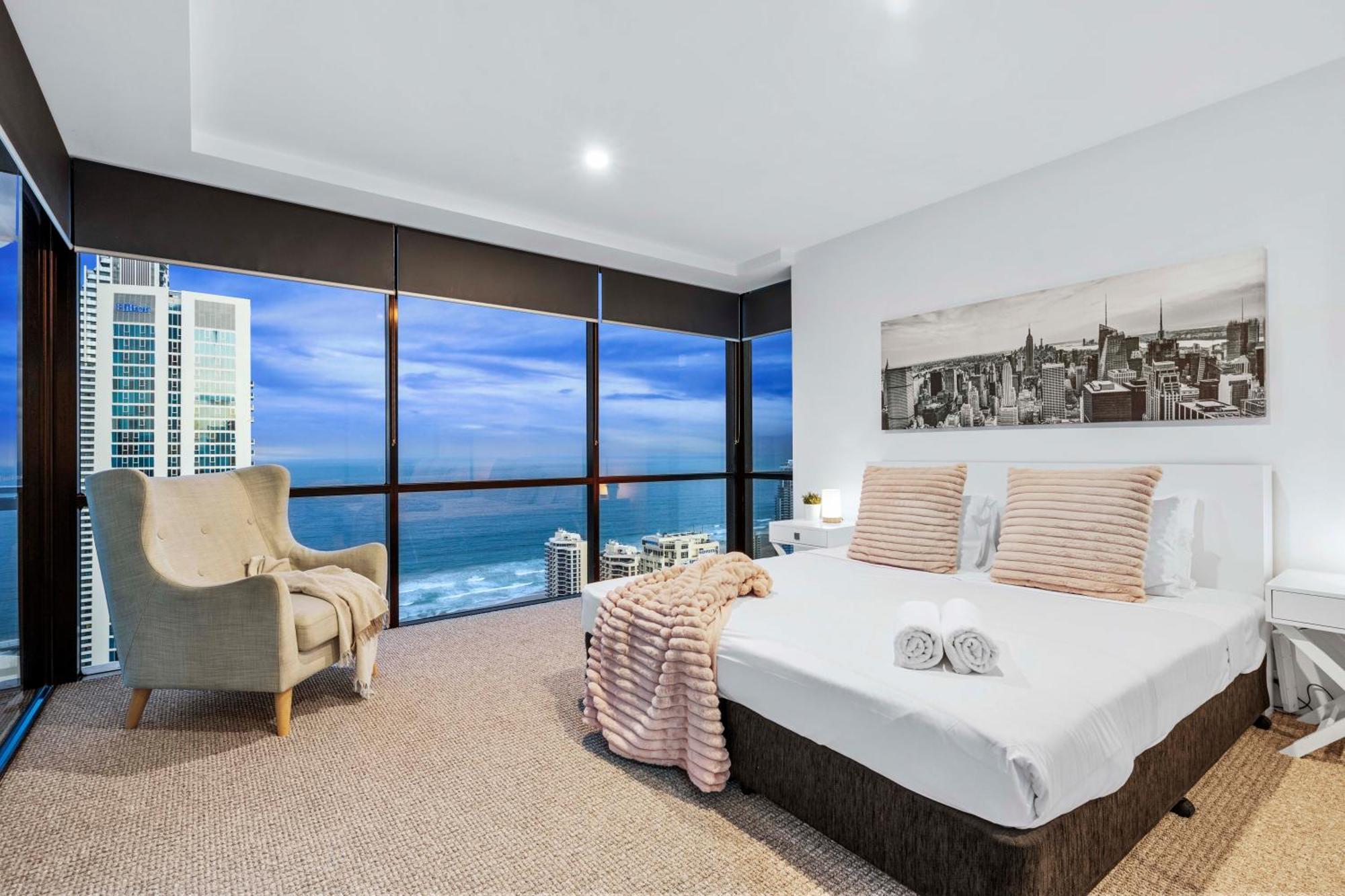 Ocean View Apartments With Balcony - Circle On Cavill - Central Location! - Self Contained & Privately Managed Gold Coast Eksteriør billede