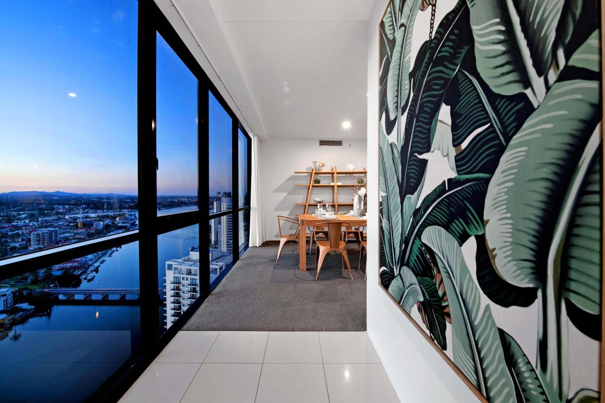 Ocean View Apartments With Balcony - Circle On Cavill - Central Location! - Self Contained & Privately Managed Gold Coast Eksteriør billede