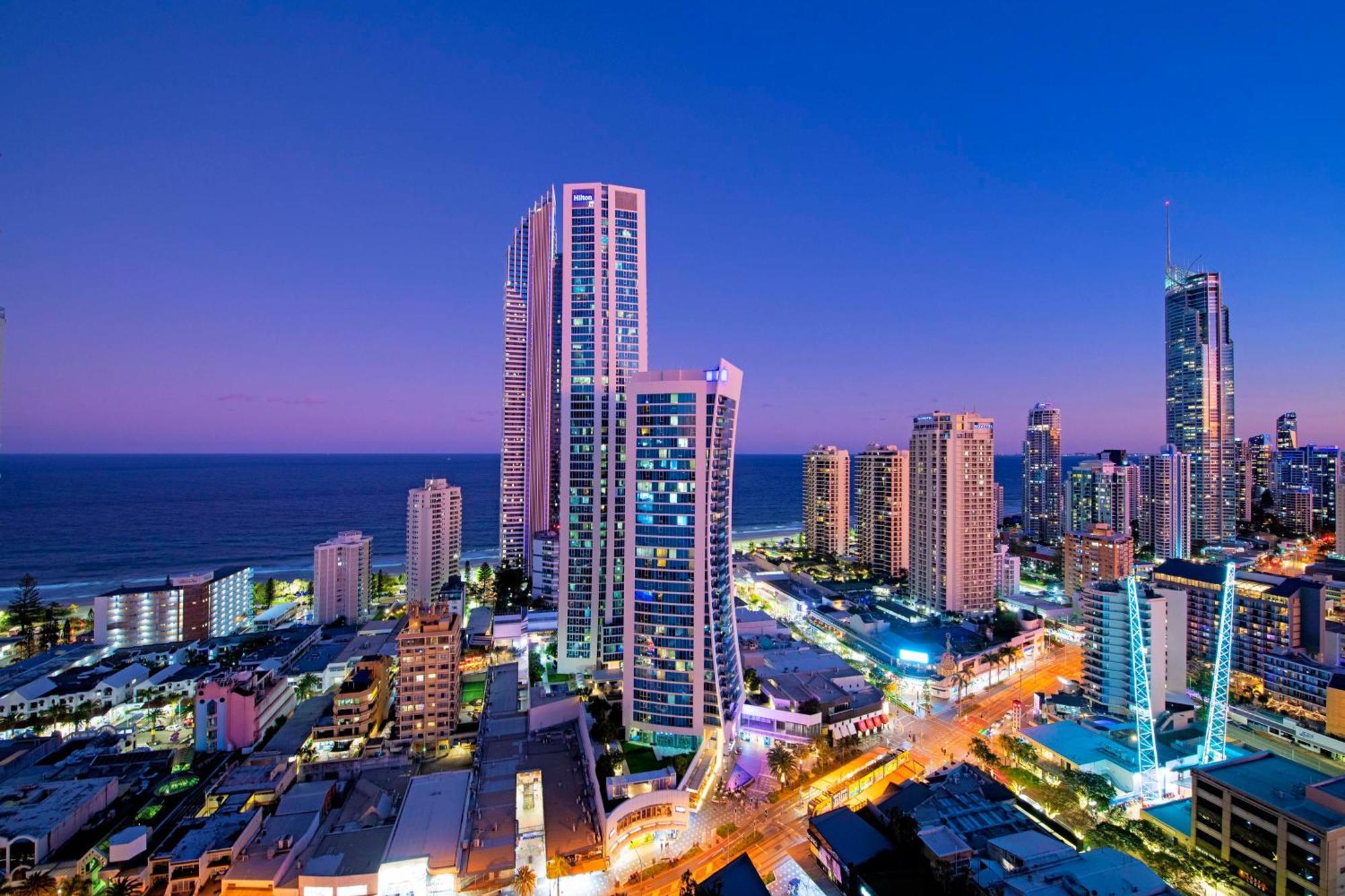 Ocean View Apartments With Balcony - Circle On Cavill - Central Location! - Self Contained & Privately Managed Gold Coast Eksteriør billede