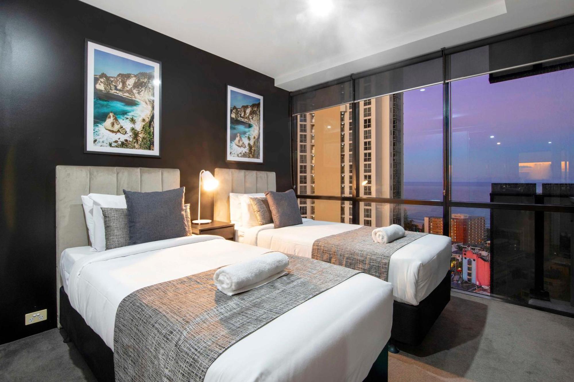 Ocean View Apartments With Balcony - Circle On Cavill - Central Location! - Self Contained & Privately Managed Gold Coast Eksteriør billede