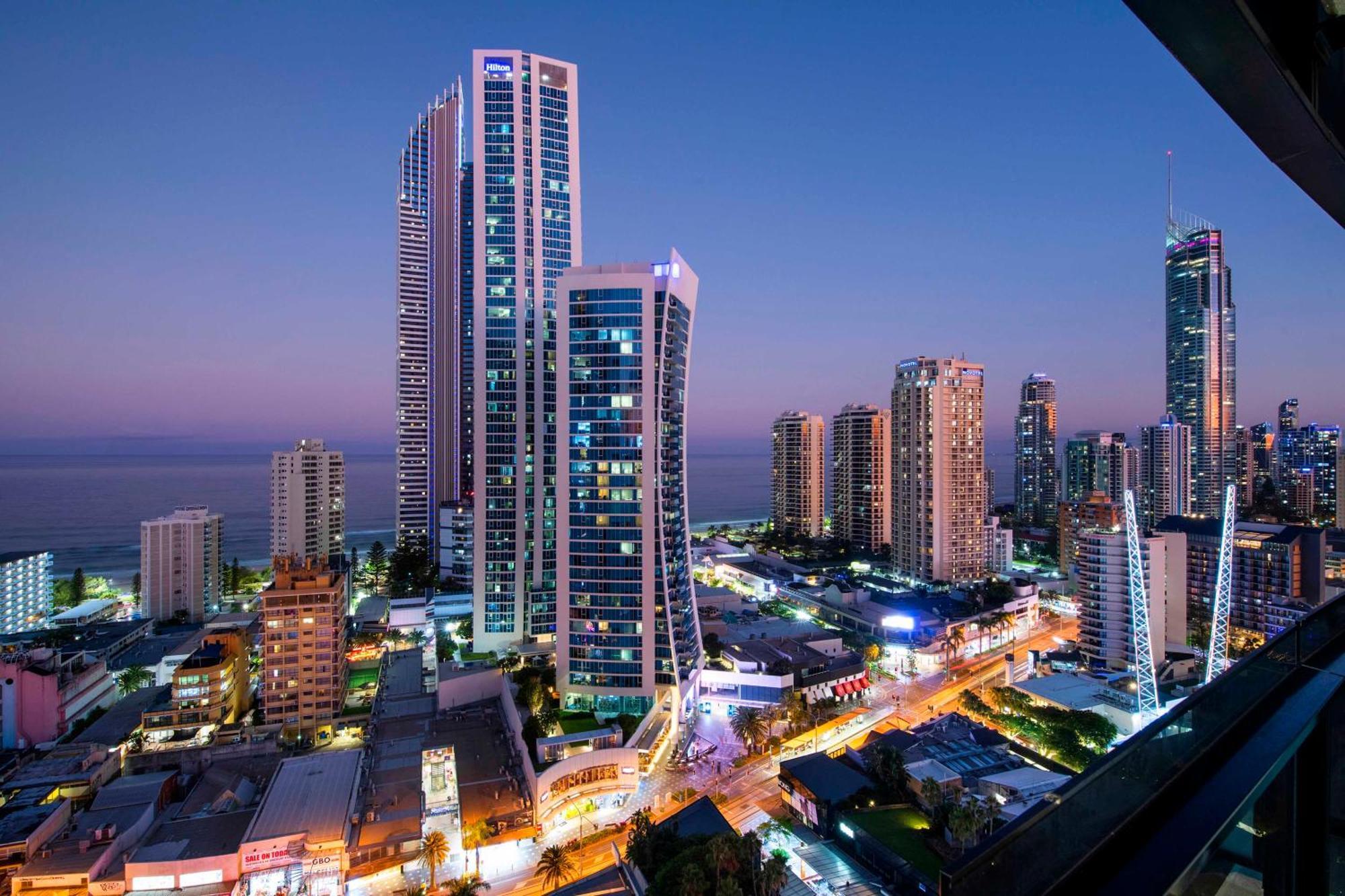Ocean View Apartments With Balcony - Circle On Cavill - Central Location! - Self Contained & Privately Managed Gold Coast Eksteriør billede